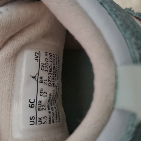 Toddler air jordans - Picture 6 of 7